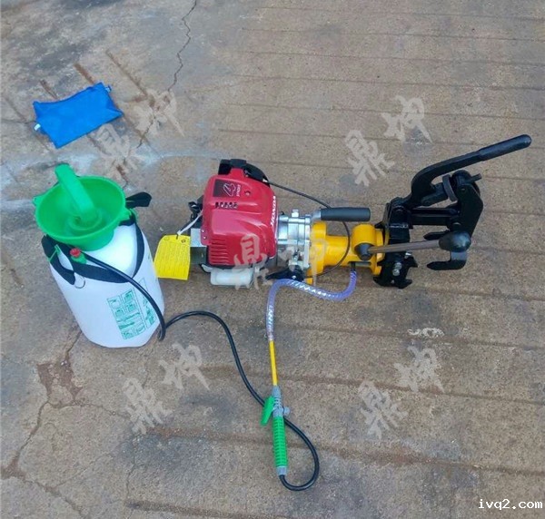 NZG-31型内燃钢轨钻孔机