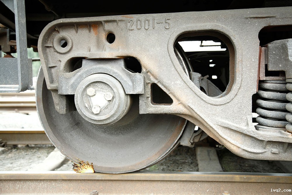 铁路货车闸瓦运用质量的调查及建议