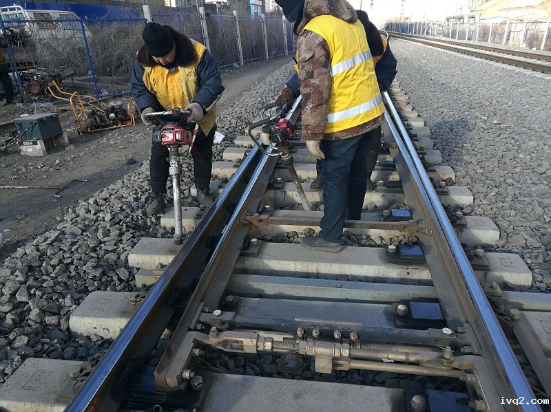 线路维修捣固作业步骤说明