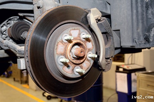 高速列车下，闸瓦制动的热负荷问题