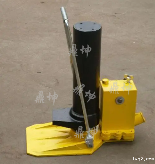 GYQD-196型宽枕板液压起道器